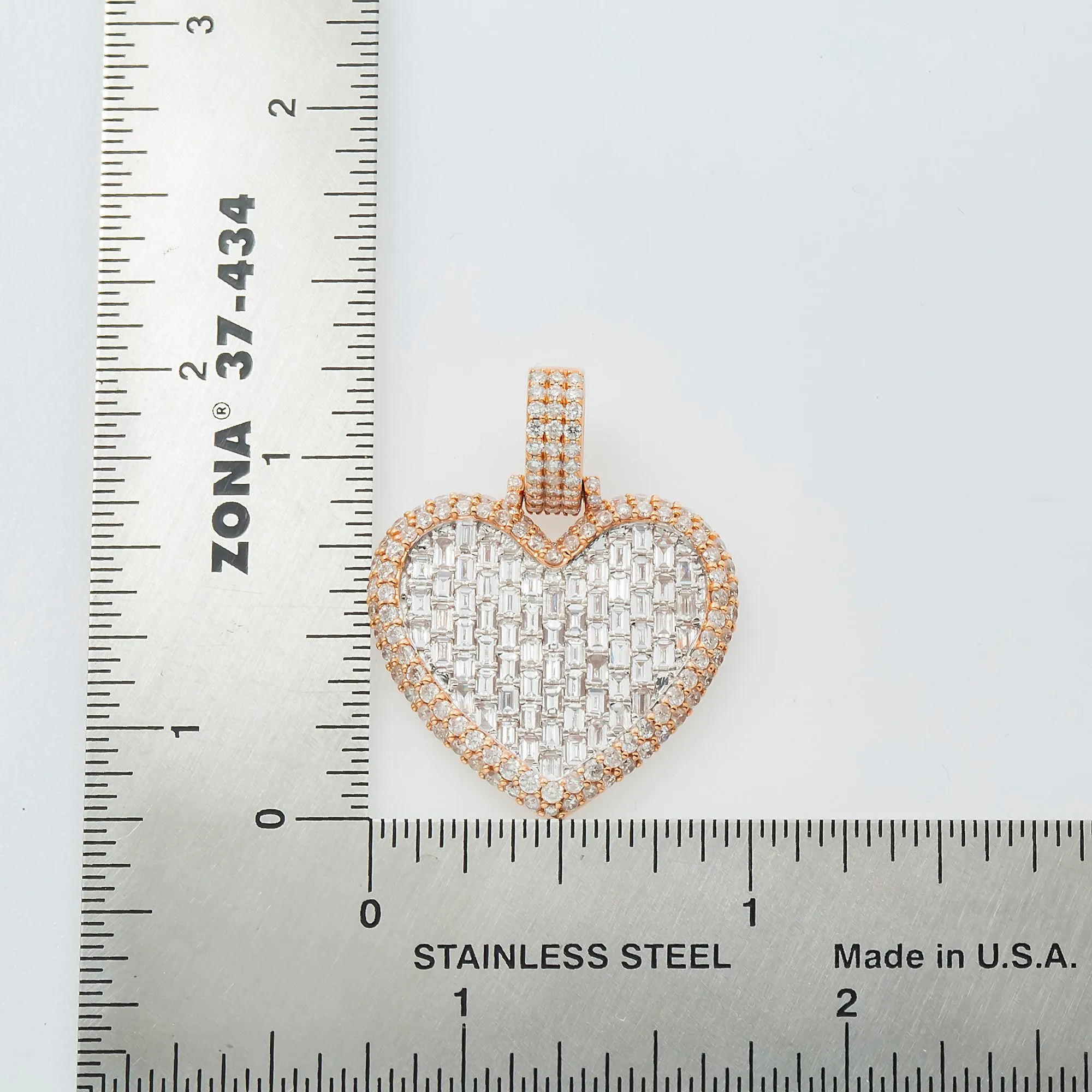 10K GOLD BAGUETTE DIAMOND HEART PENDANT 3.16 CT