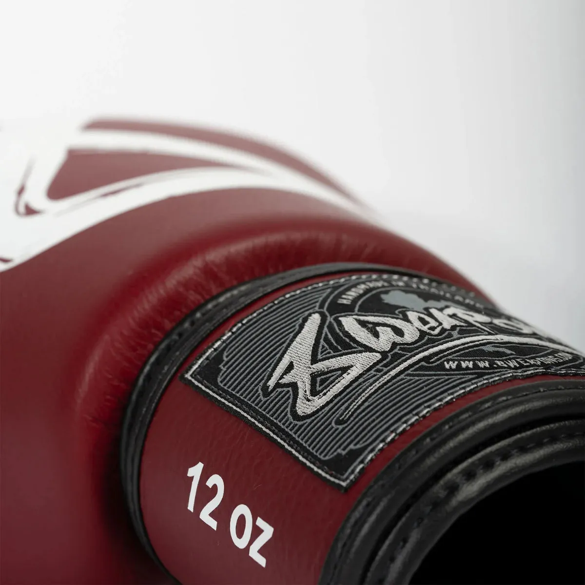 8 Weapons Big 8 Premium Boxing Gloves Burgundy