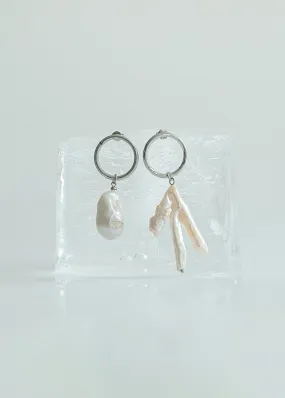 ABSTRACT PEARL EARRING / SILVER