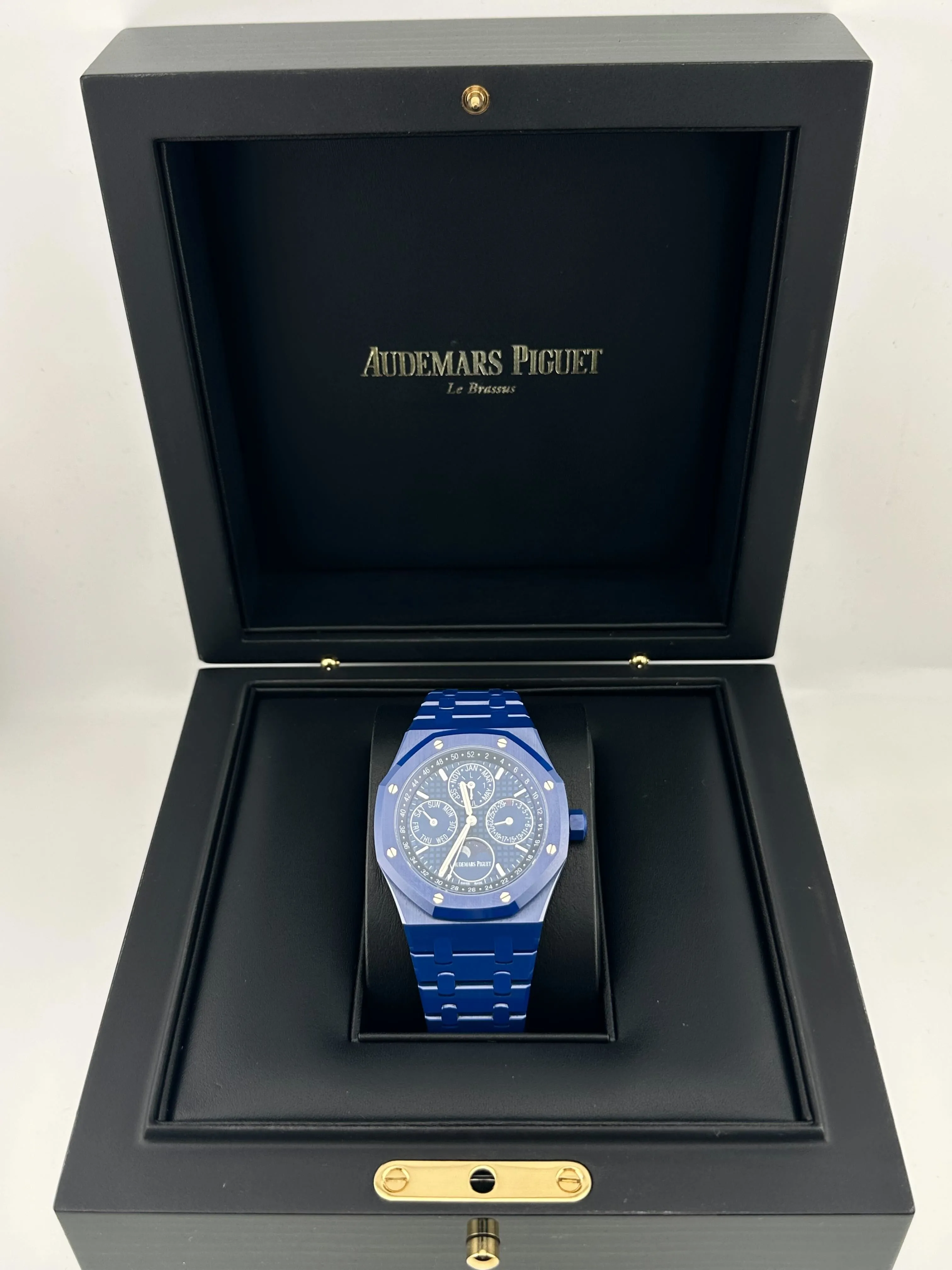 Audemars Piguet Royal Oak Perpetual Calendar 26579CS.OO.1225CS.01 Blue Ceramic Blue Dial