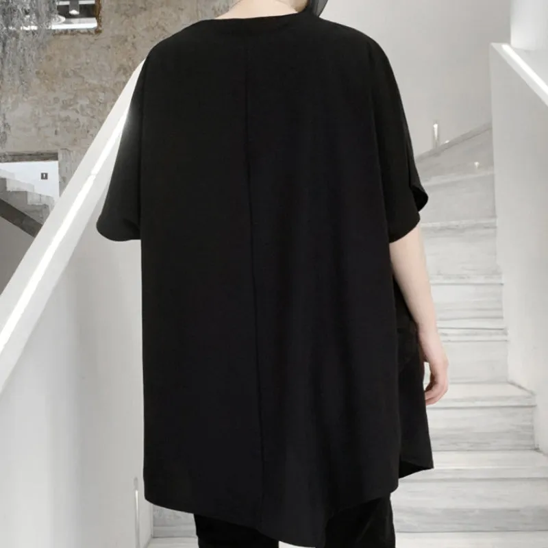 Black loose irregular T-shirt