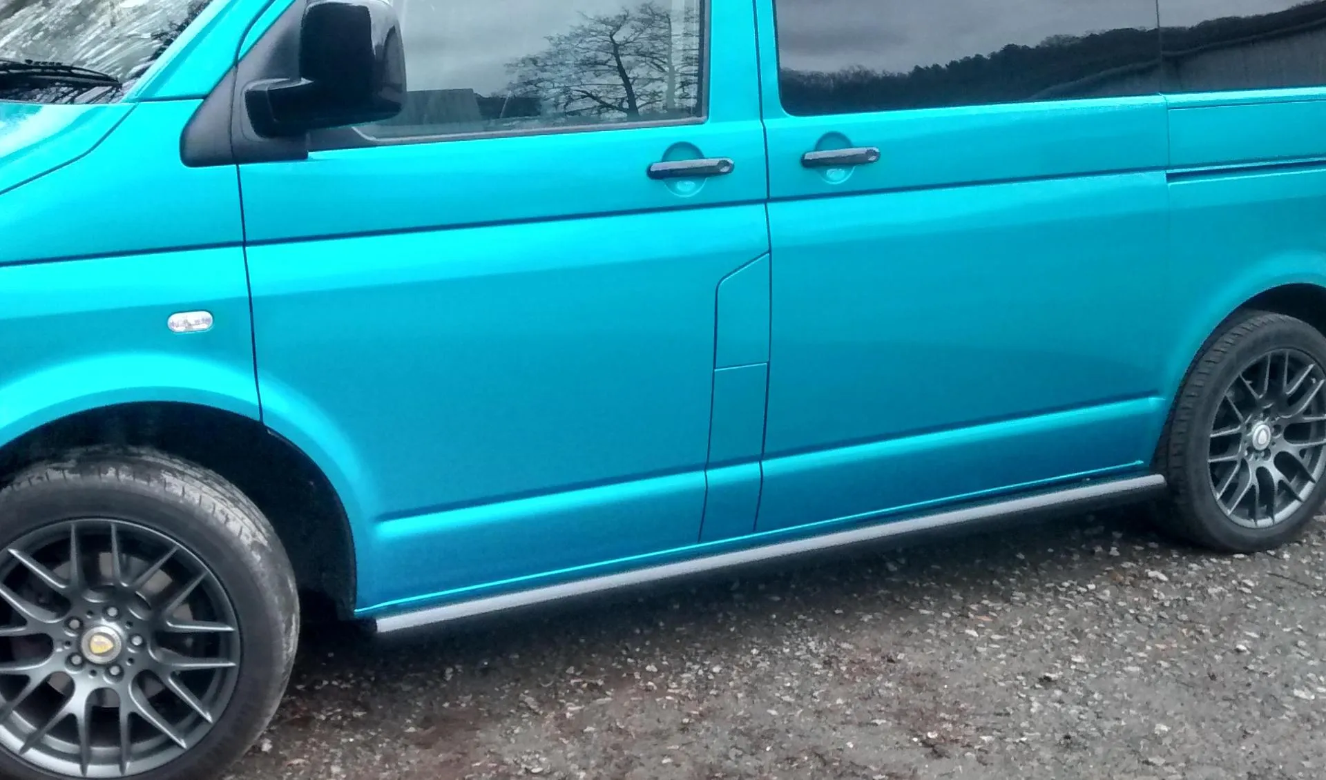 Black Side Bars with Rounded Ends for Volkswagen Transporter T5 LWB