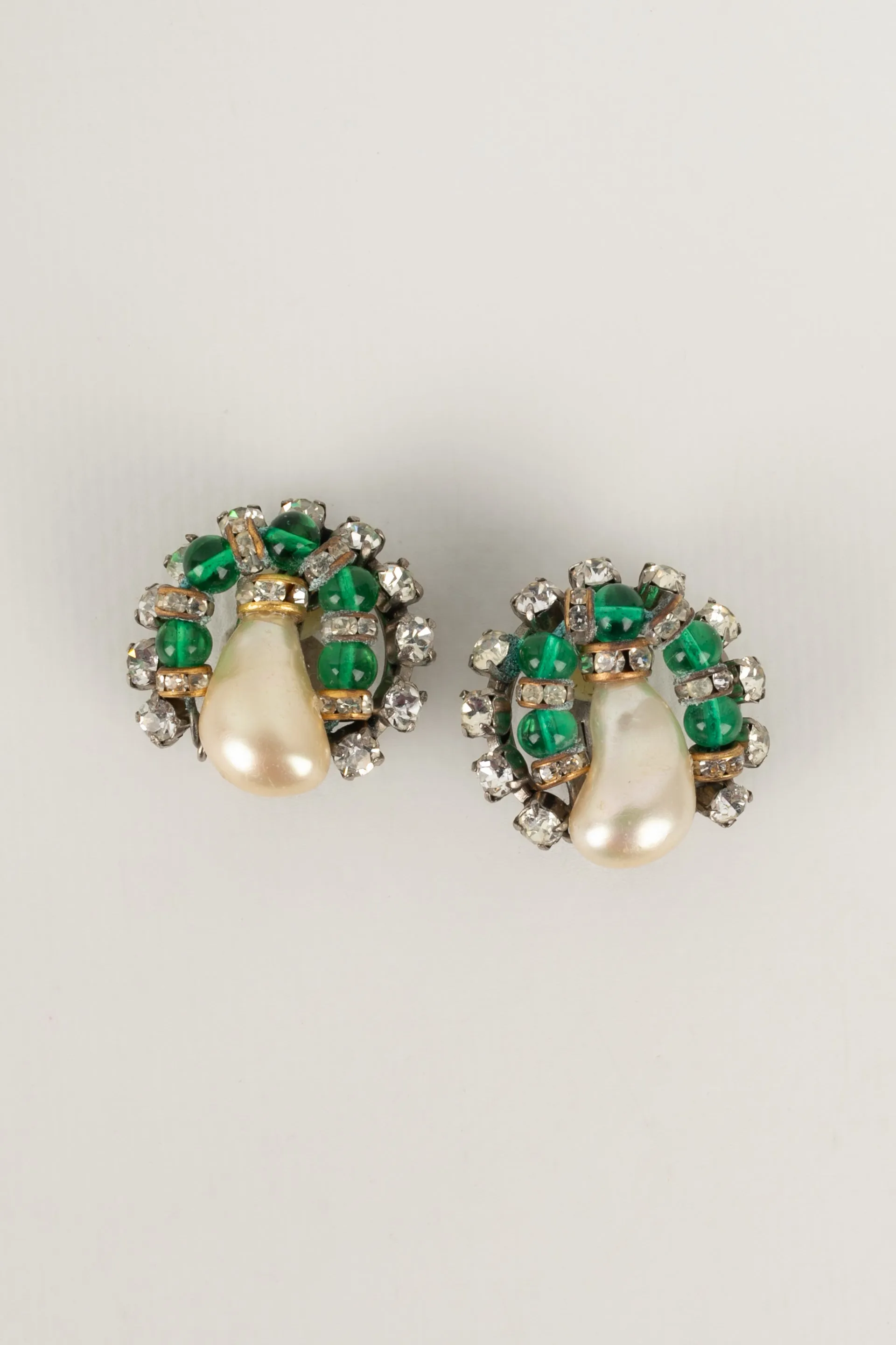 Boucles d'oreilles anciennes Chanel