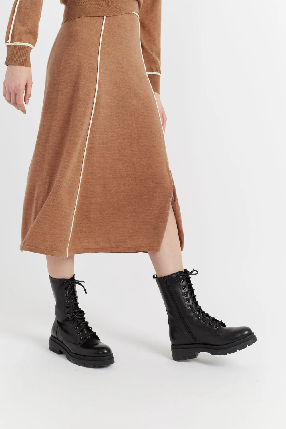 Camel Merino Jeanne Milano Skirt