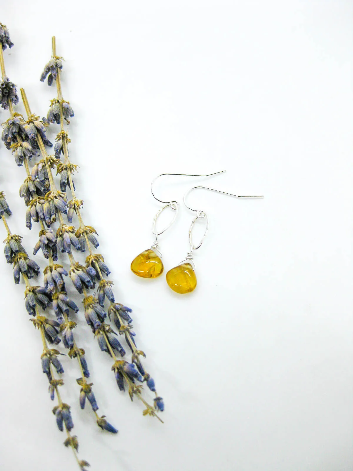 Chrysanthe: Citrine Earrings - e474