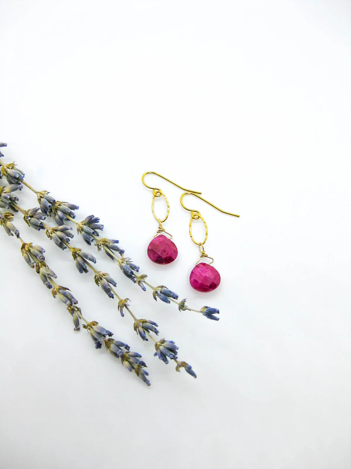 Chrysanthe: Ruby Earrings - e670