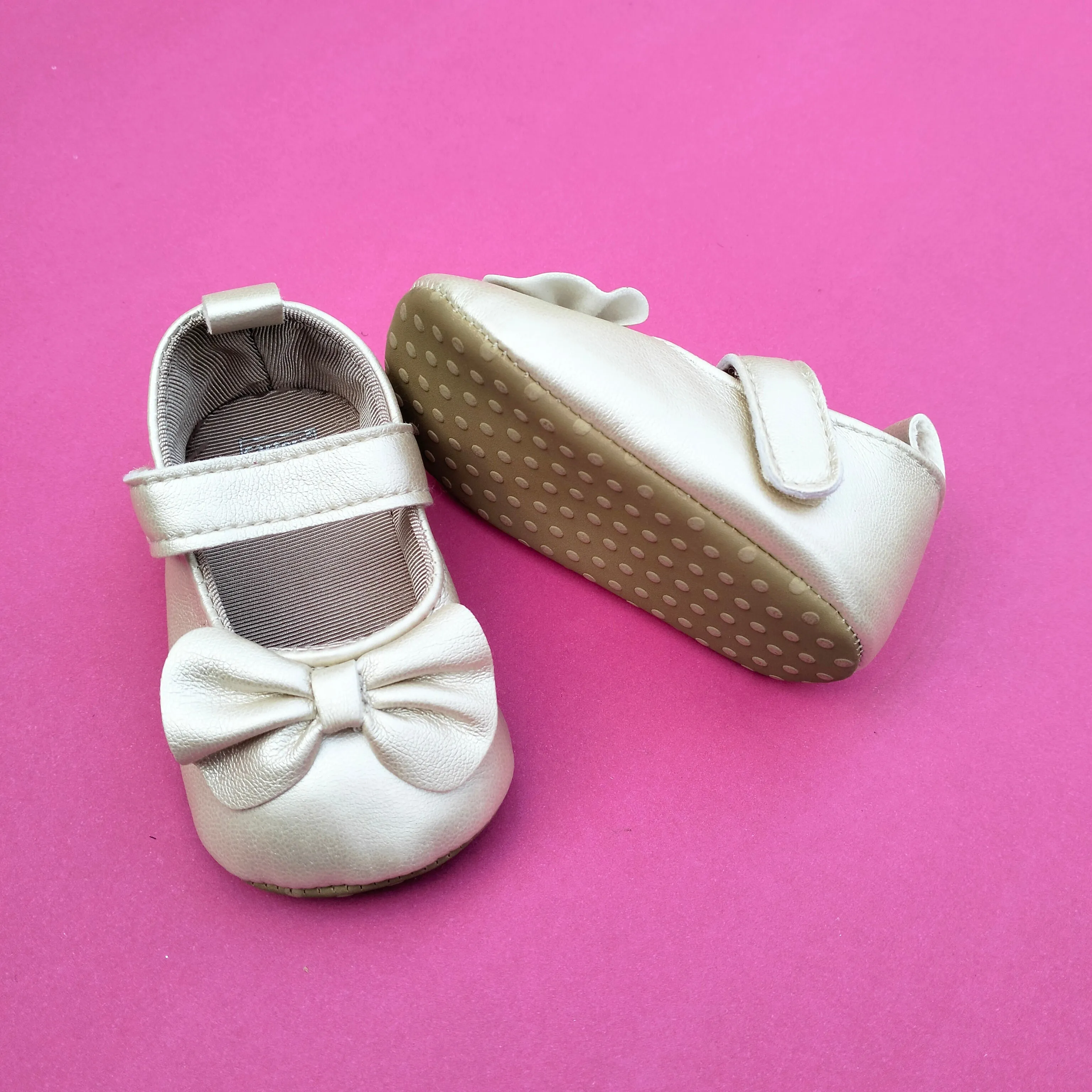 CRT Beige Bow Prewalking Pumps 2668 B