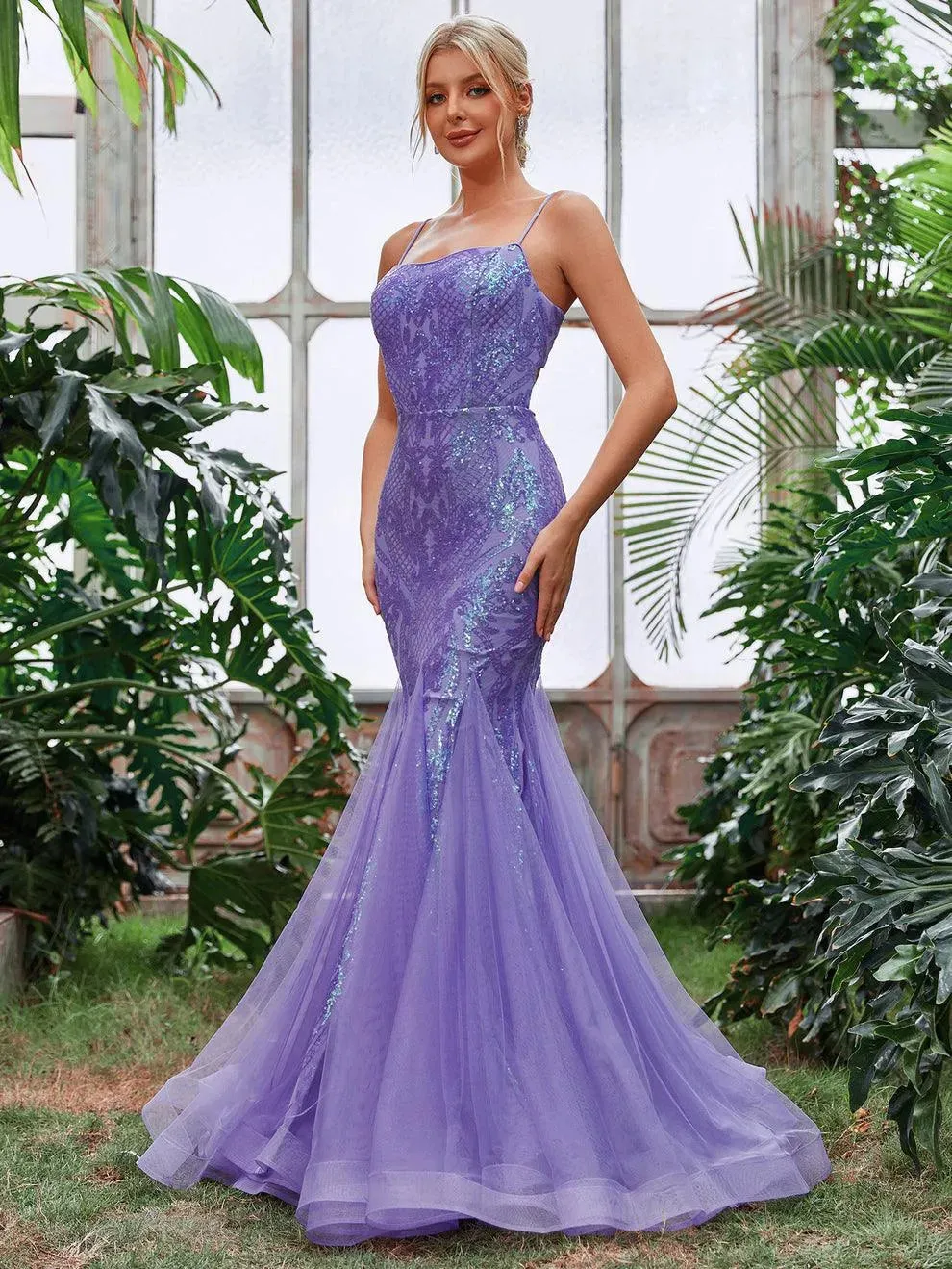 Elegant Spaghetti Strap Mesh Insert Sequin Mermaid Dress