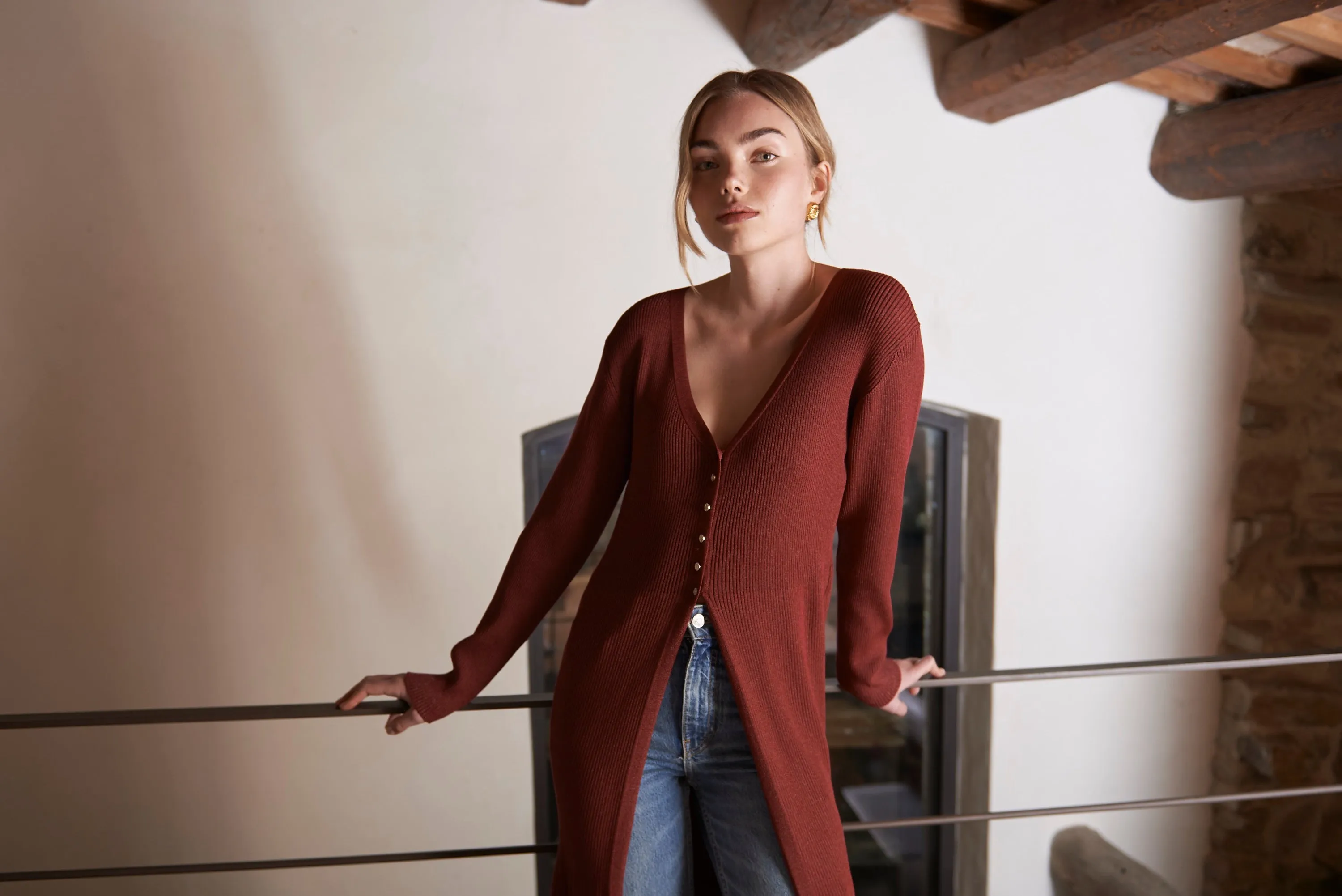 FLEUR KNITTED CARDIGAN WINE