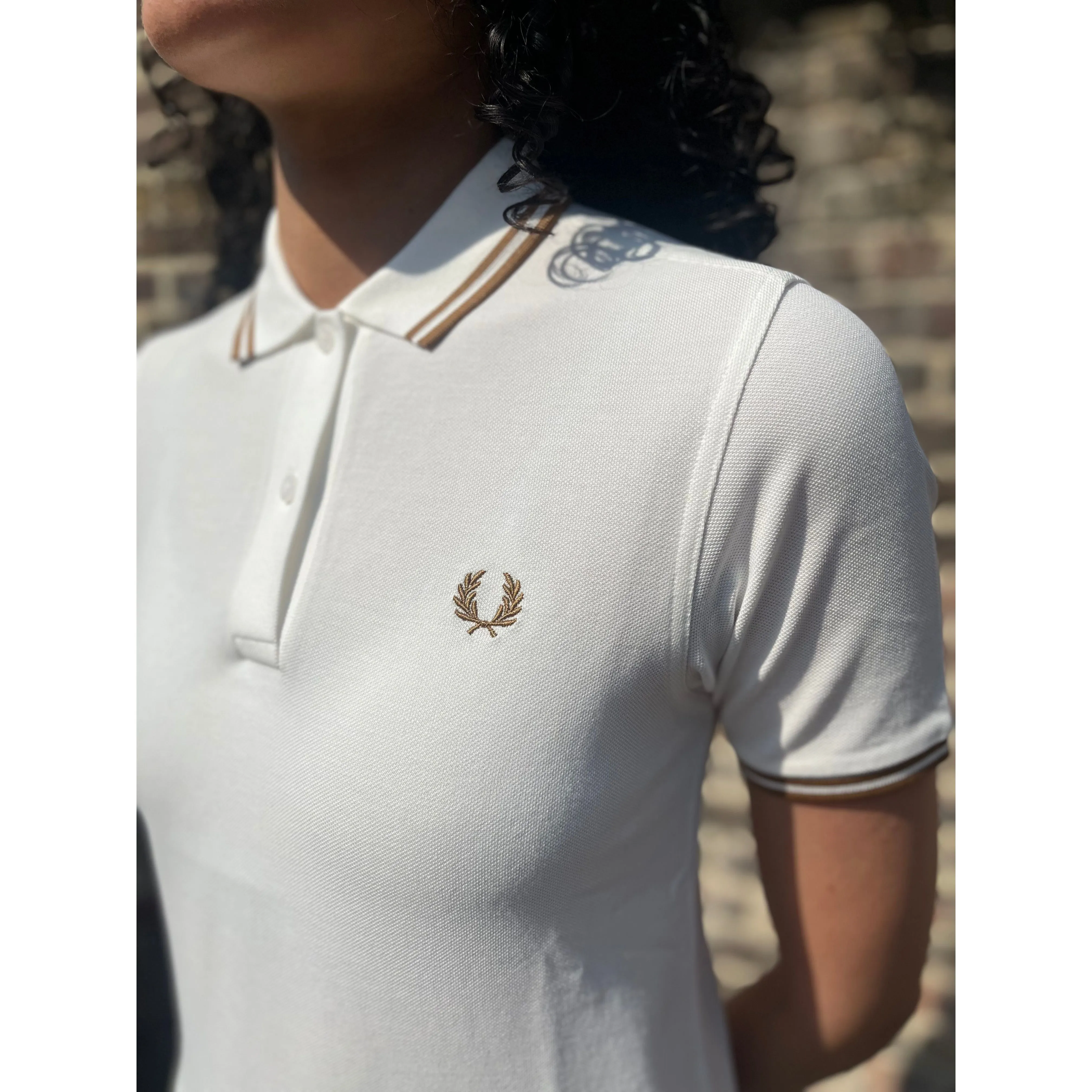 Fred Perry - Women’s G3600 Twin Tipped Snow White / Dark Caramel - Polo