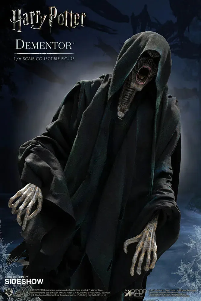 Harry Potter & The Prisoner Of Azkaban: Dementor: Deluxe: Sixth Scale Figure