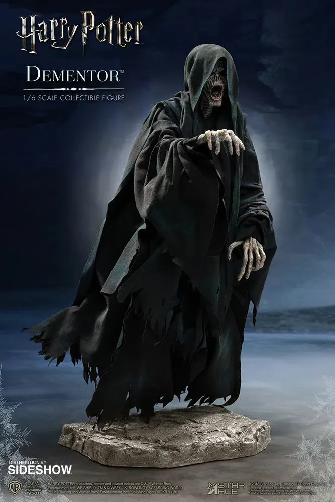 Harry Potter & The Prisoner Of Azkaban: Dementor: Deluxe: Sixth Scale Figure