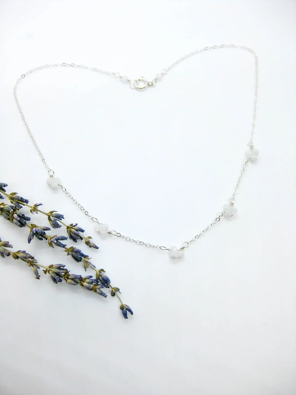 Hyacinth: Moonstone Choker - n568