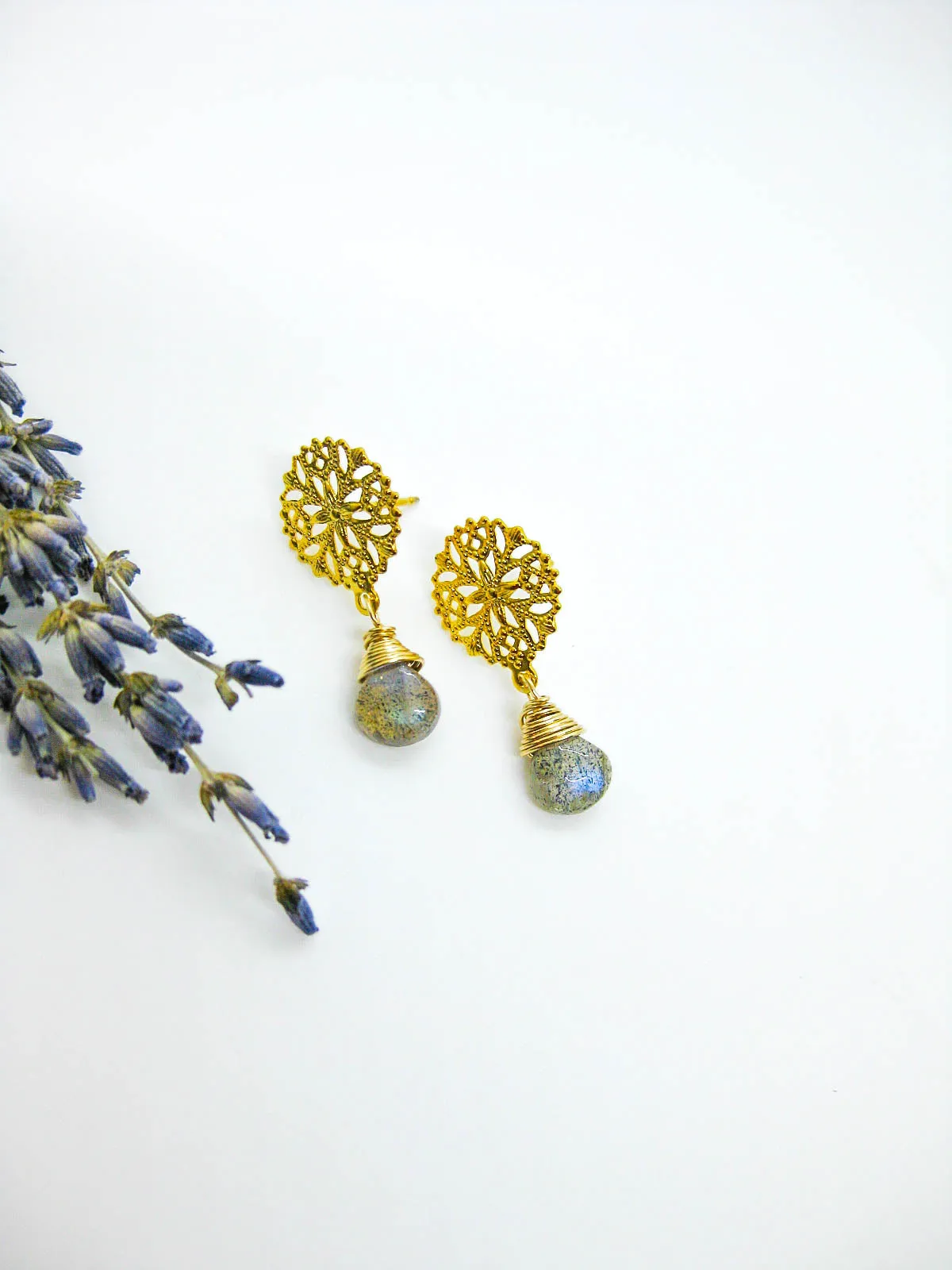 Jonquil: Labradorite Earrings - e644