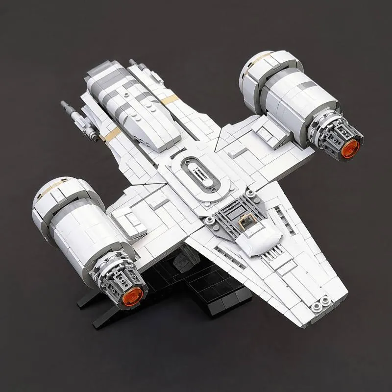 Mando's Ship - Midi Plus scale