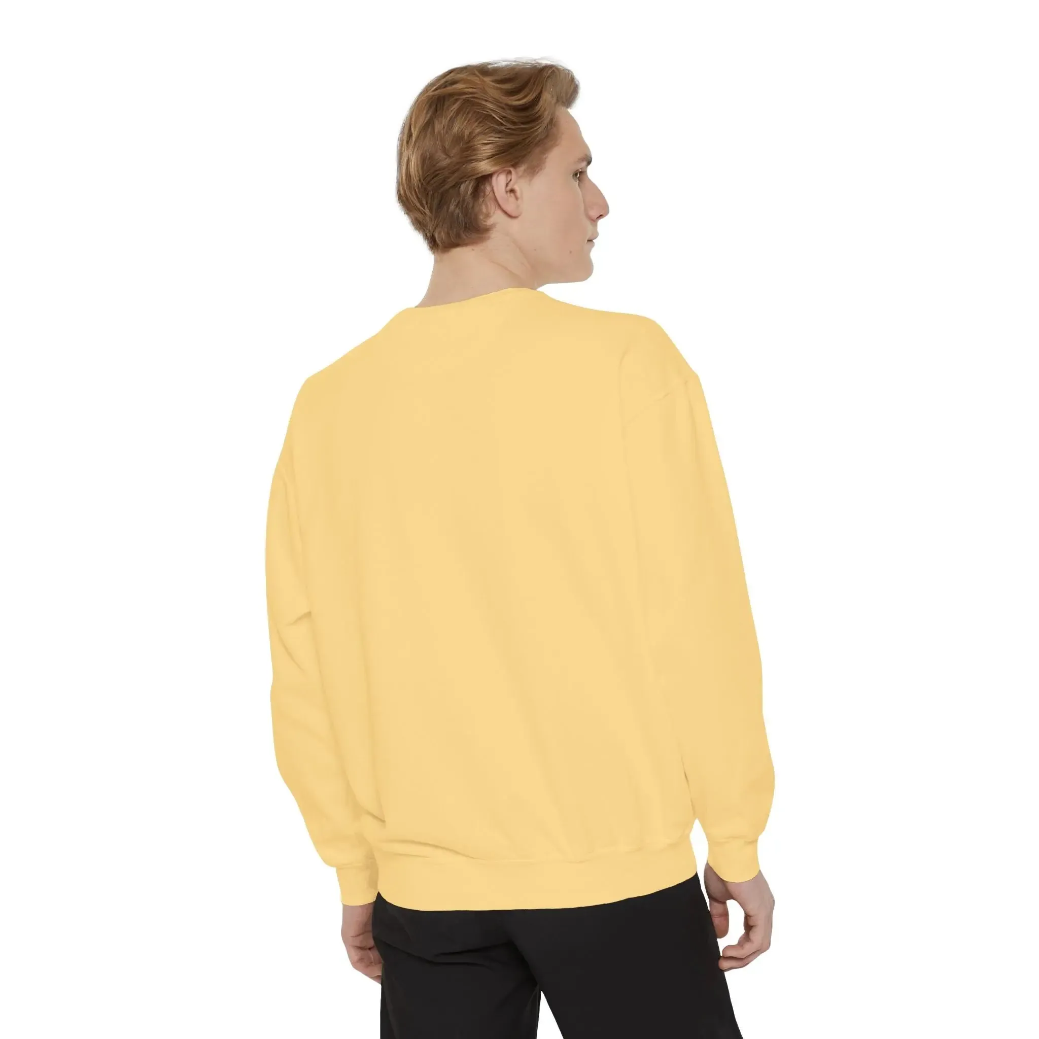 MENS AND WOMENGarment-Dyed Sweatshirt