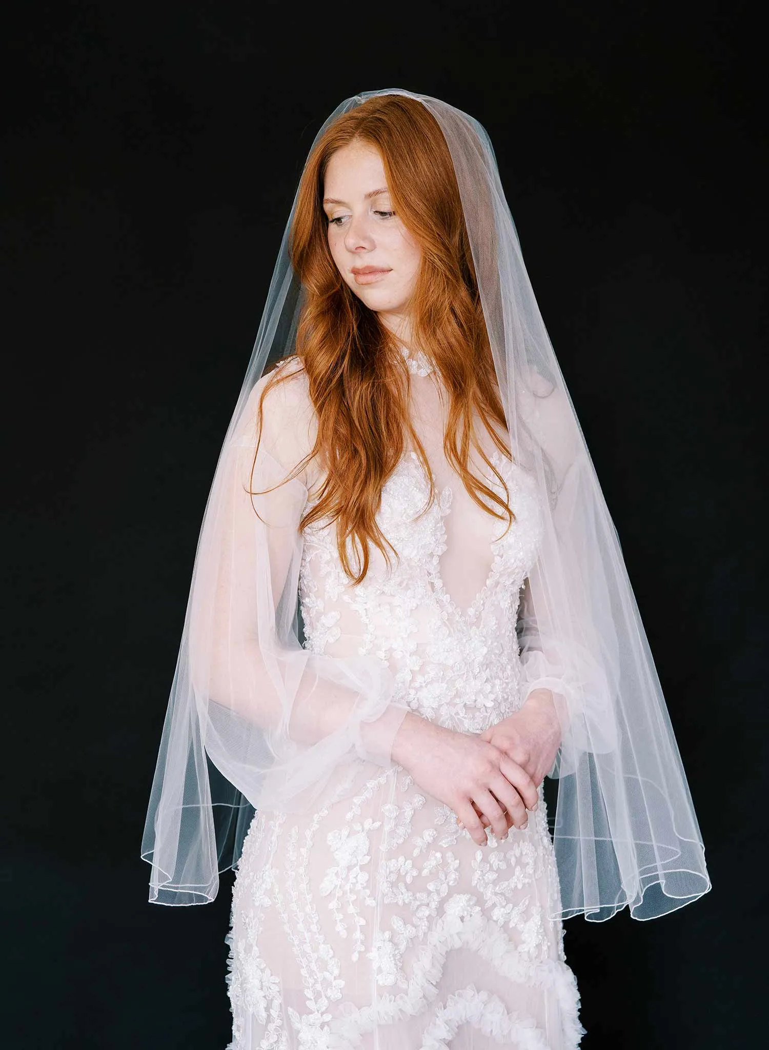 Merrow edge simple veil - Style #2464