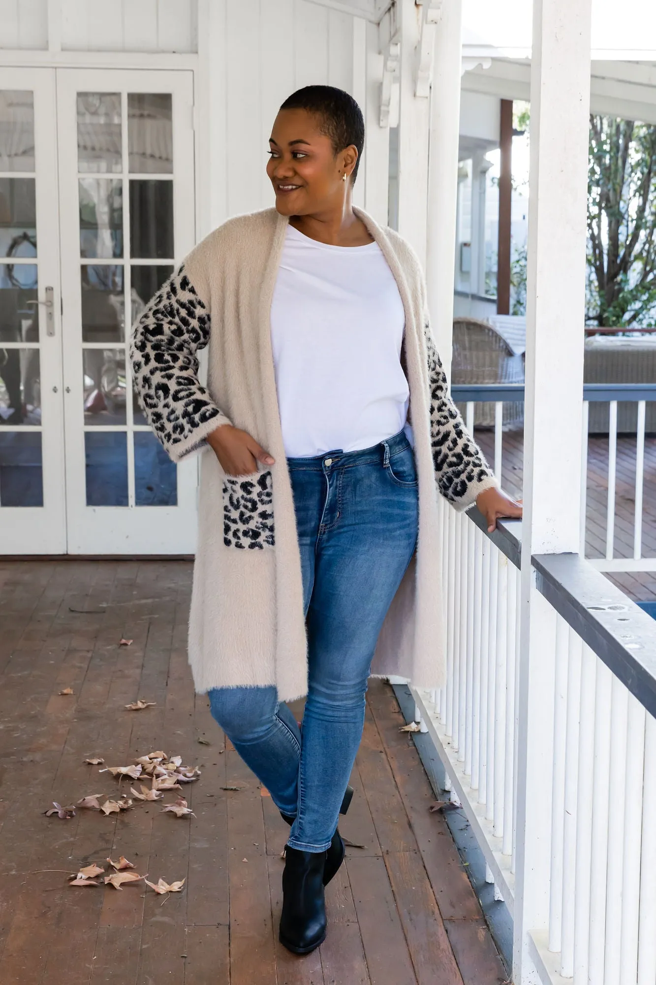 Oakland Leopard Cardigan in Beige