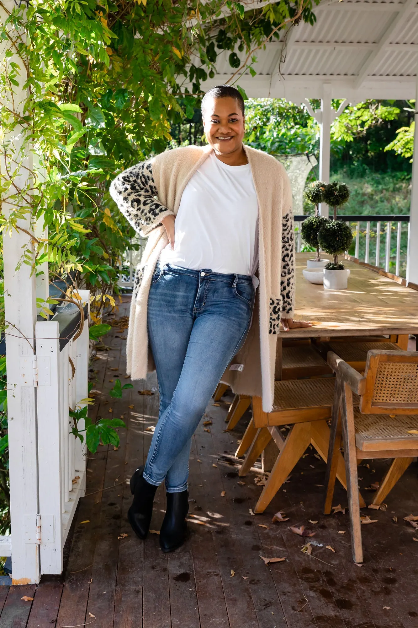 Oakland Leopard Cardigan in Beige