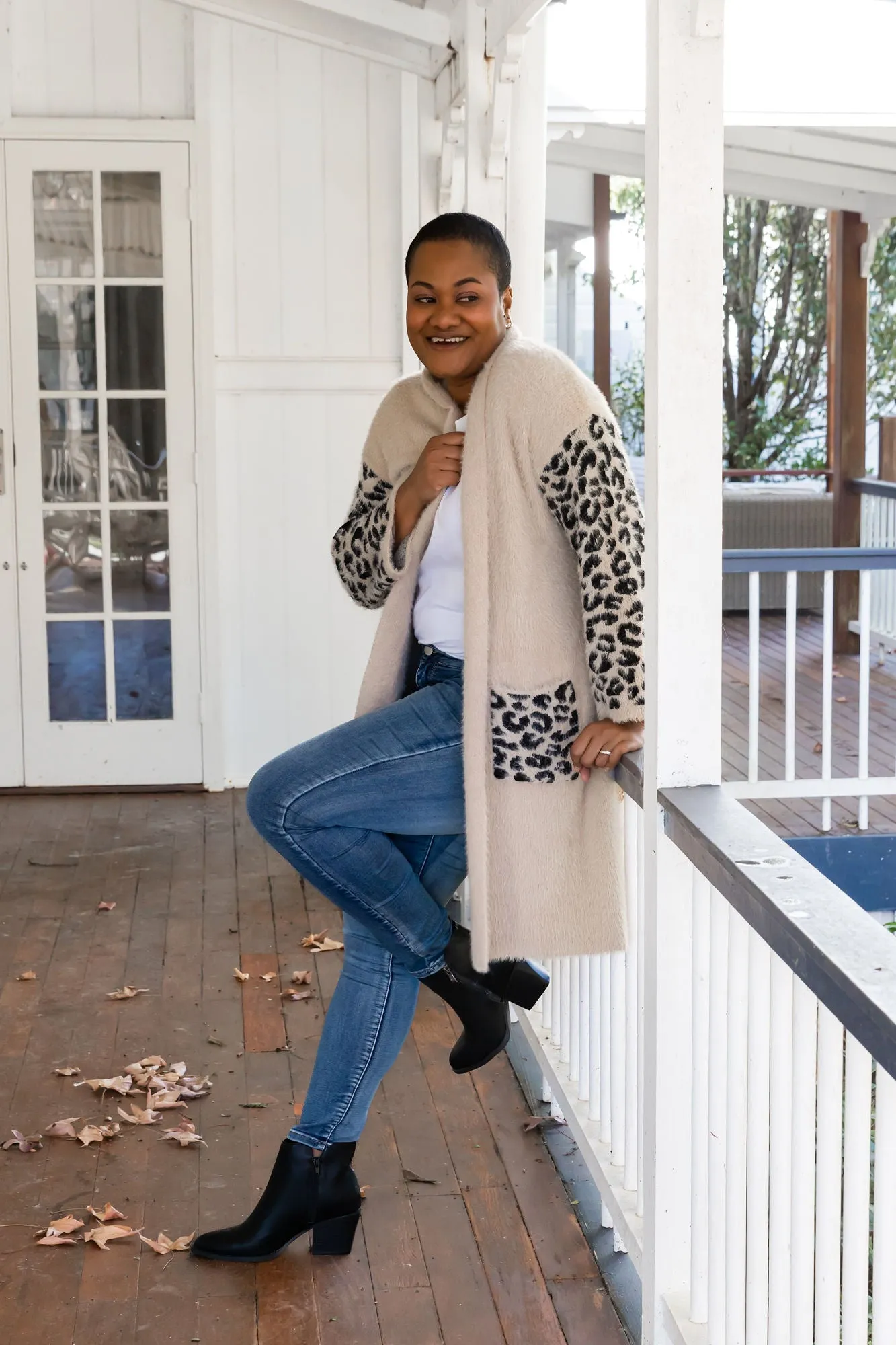 Oakland Leopard Cardigan in Beige