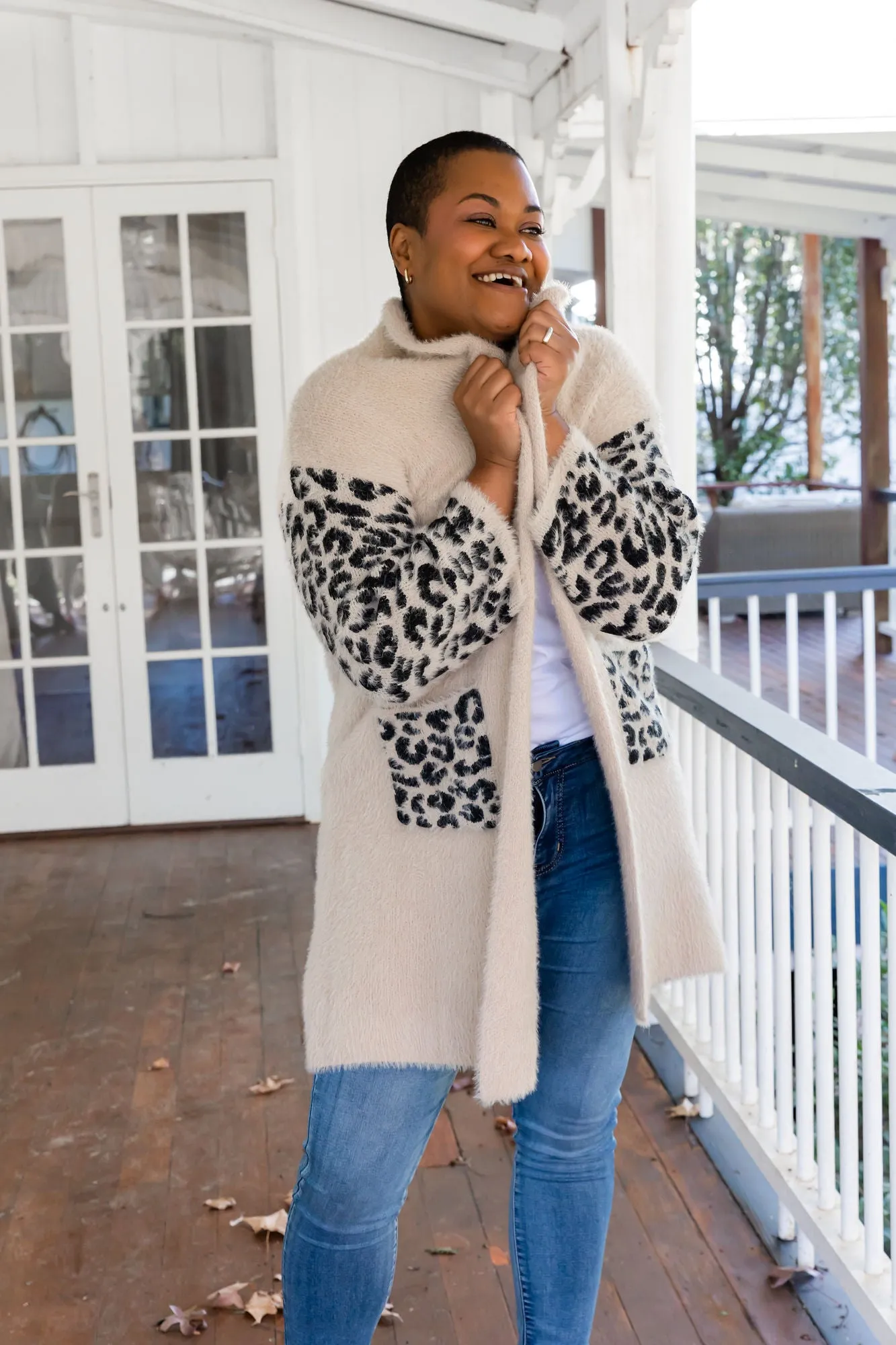 Oakland Leopard Cardigan in Beige