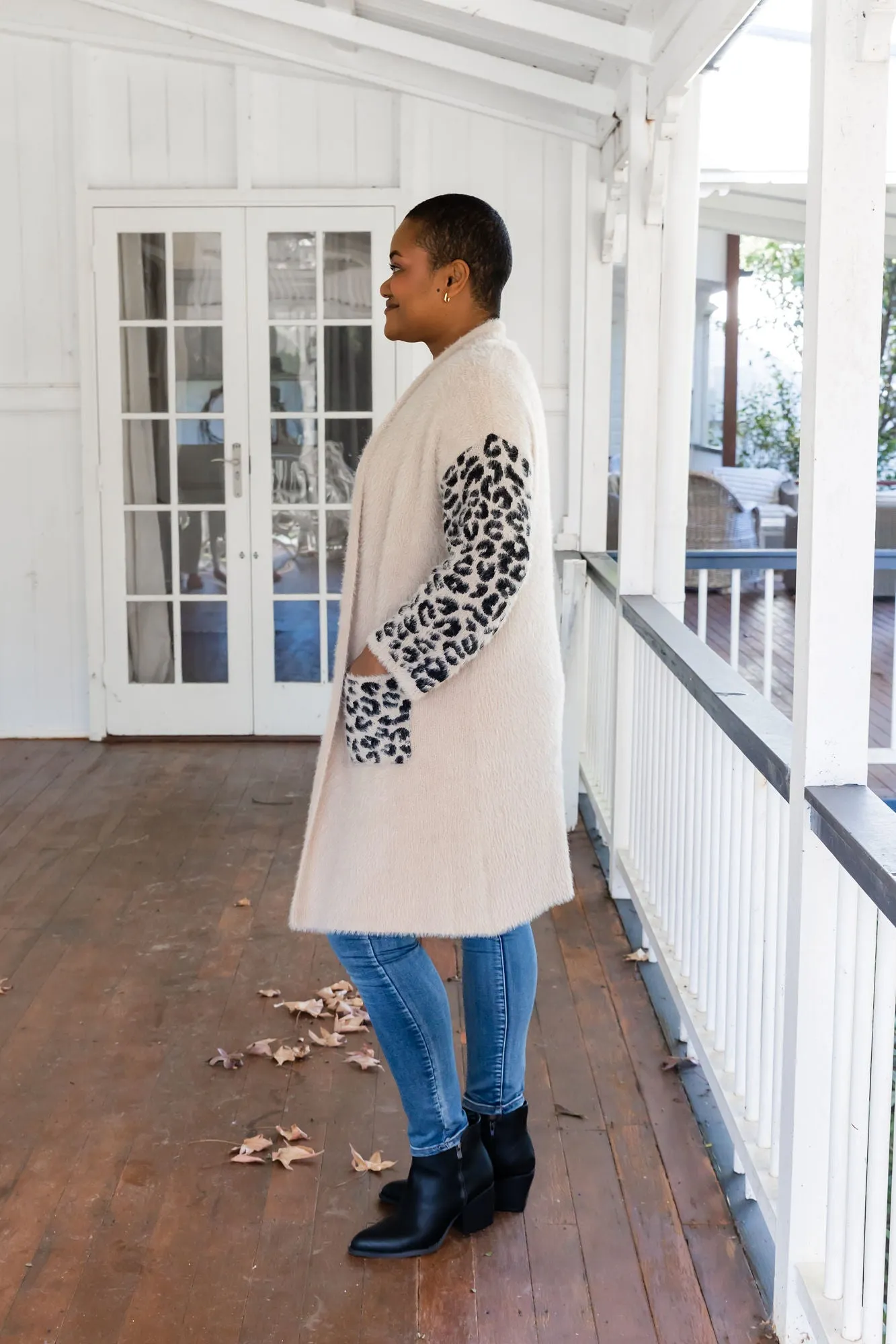 Oakland Leopard Cardigan in Beige