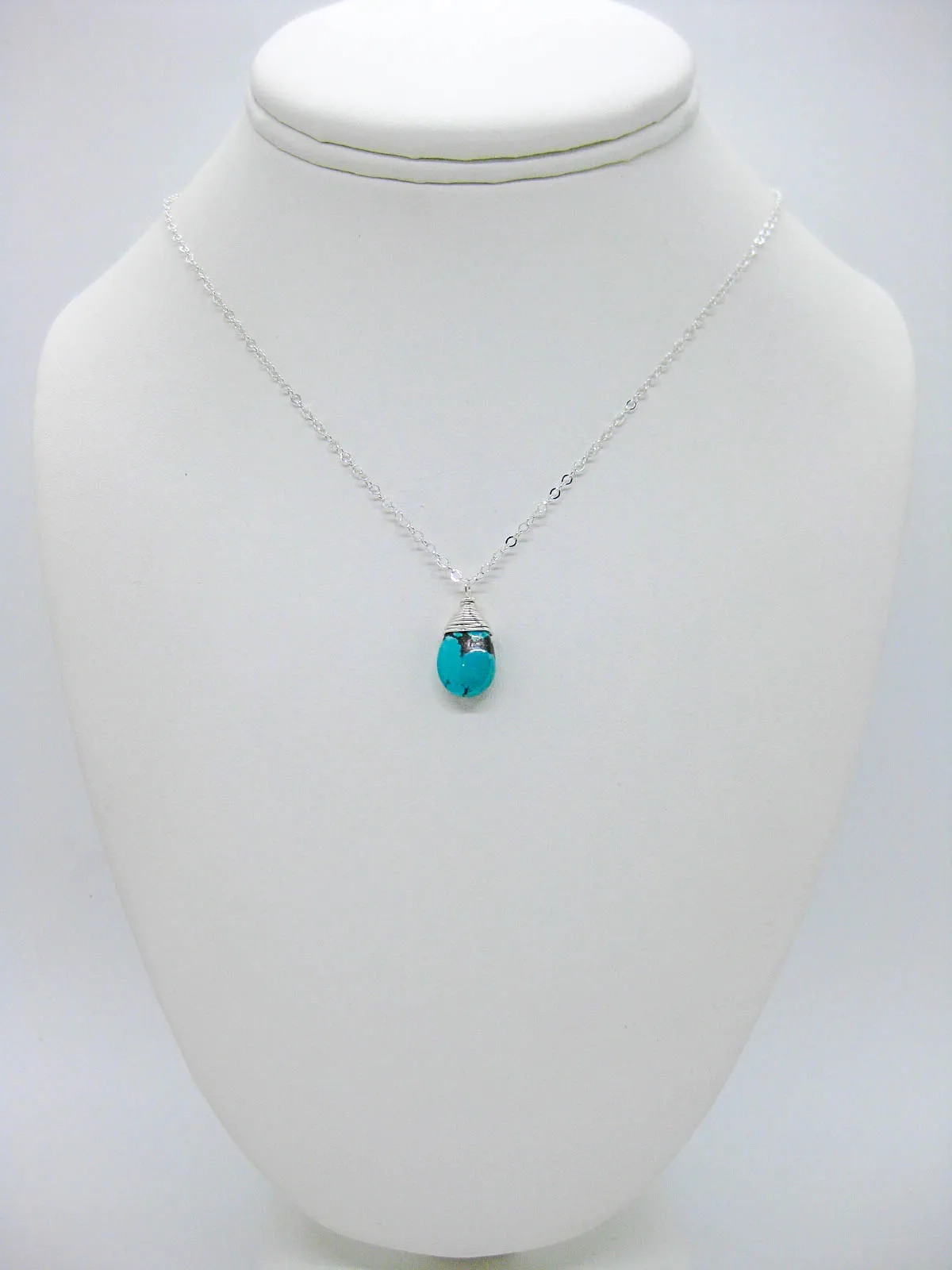 Poppy: Turquoise Necklace - n639