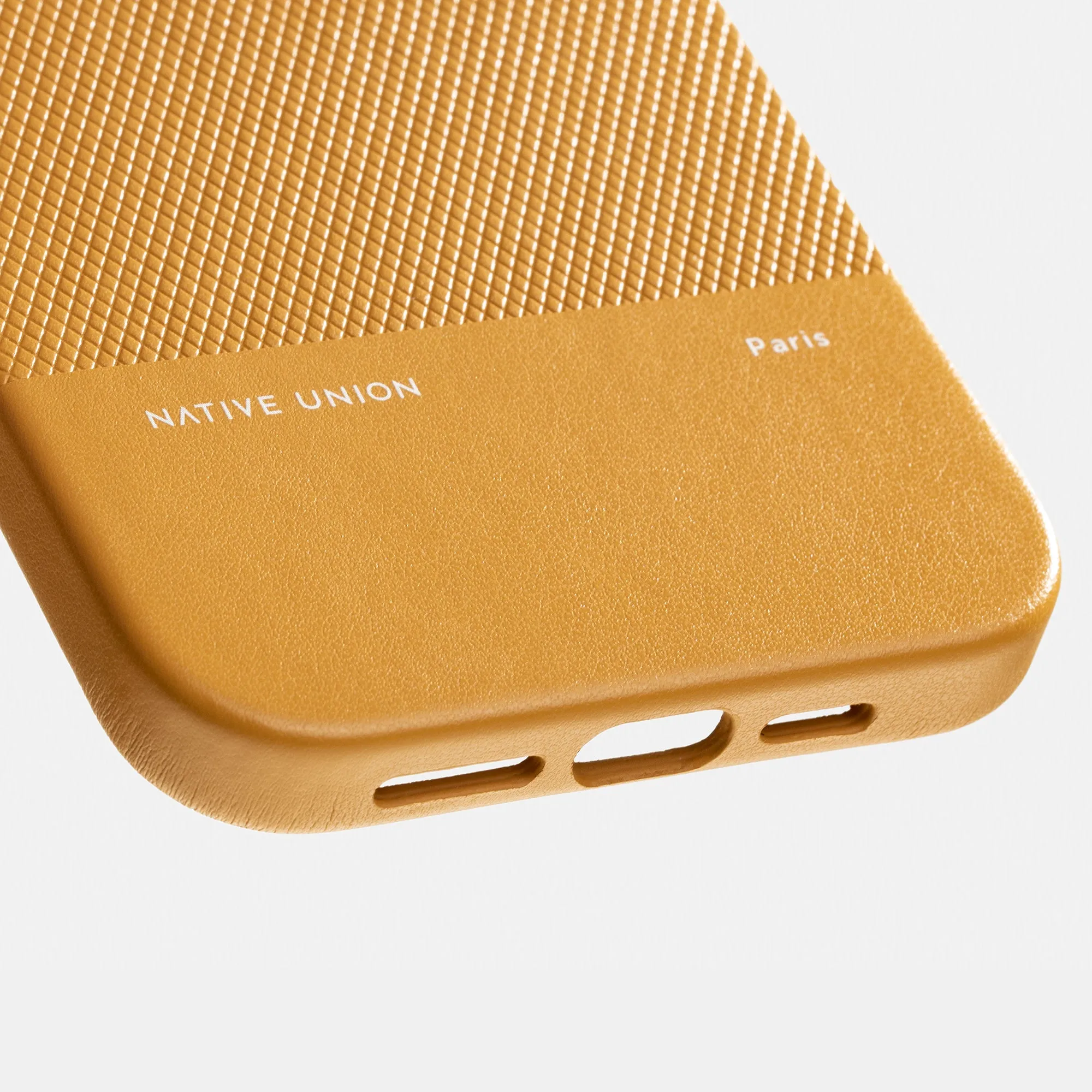 (RE)Classic Case for iPhone 14