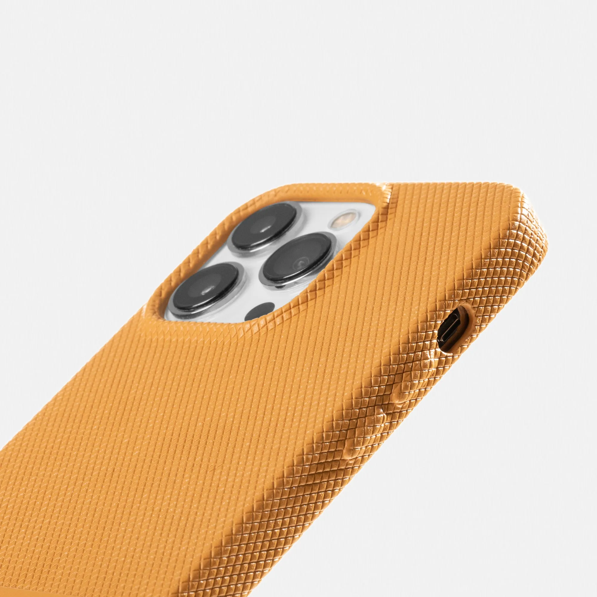 (RE)Classic Case for iPhone 14