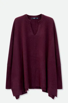 SKYLAR V-NECK OVERSIZED PULLOVER IN LOFTY MERINO CASHMERE