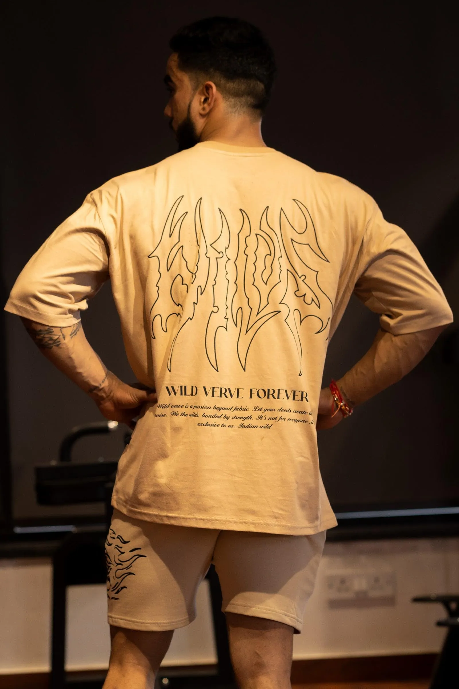 WILDS FLAME "PREMIUM" OVERSIZED T-SHIRT (BEIGE)