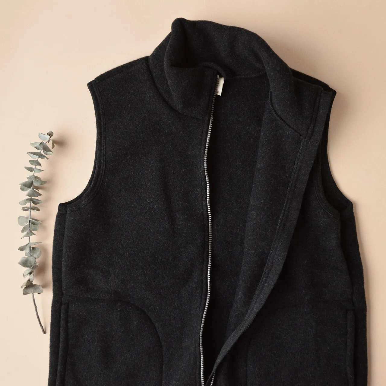 Women's Zip Vest - 100% Organic Wool Fleece - Black (XS-L)